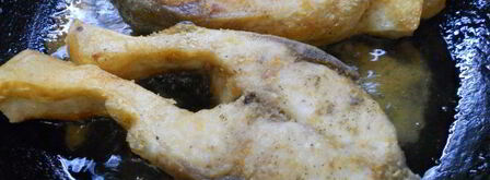 жареные стейки толстолоба со сметанно-томатным соусом. Шаг 4