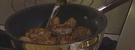 мясные тефтельки с рисом и зеленью. Шаг 9