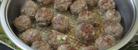 тефтели с кабачками в сковороде. Шаг 8