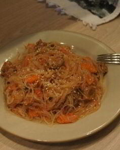 Японская лапша со свининой