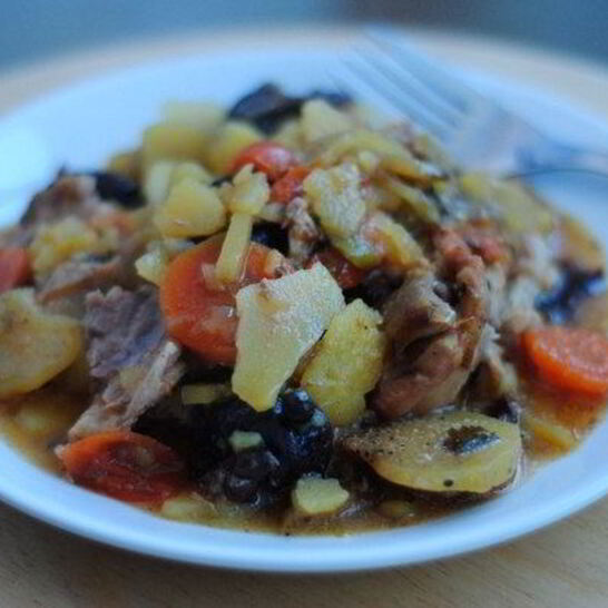 Рецепт куриного жаркого в горшочках