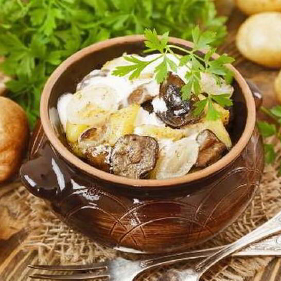 Рецепт традиционного жаркого из картофеля и грибов