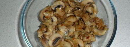 жаркое из курицы с грибами и картофелем в горшочках. Шаг 5