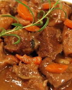 Жаркое под соусом