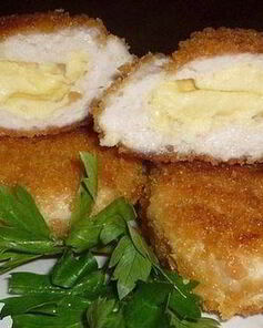Зразы из куриного филе с сыром