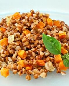 Гречневая каша с луком и морковью