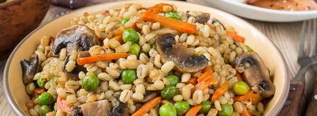 перловка с грибами и зеленым горошком. Шаг 11