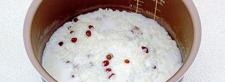 рисовая каша на молоке с изюмом. Шаг 4