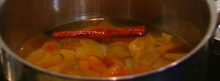 рисовая каша с корицей, медом и сухофруктами. Шаг 3