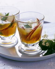 Чай с яблоком