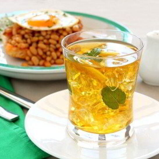 Рецепт холодного зеленого чая с лимоном и мятой