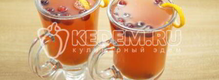 глинтвейн из белого вина с апельсином и клюквой. Шаг 6
