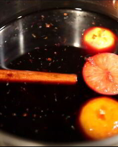 Глинтвейн с мандаринами и корицей