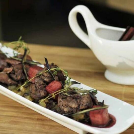 Рецепт куриной печенки с соусом из глинтвейна