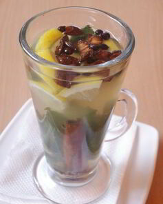 Горячий коктейль Тодди можжевеловый