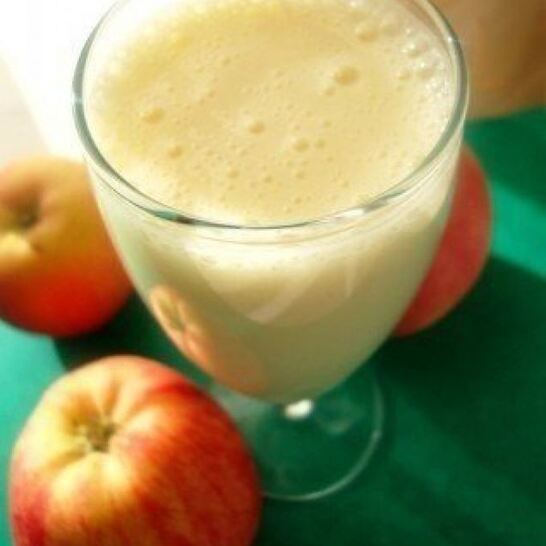 Рецепт кефирно-яблочного коктейль с медом