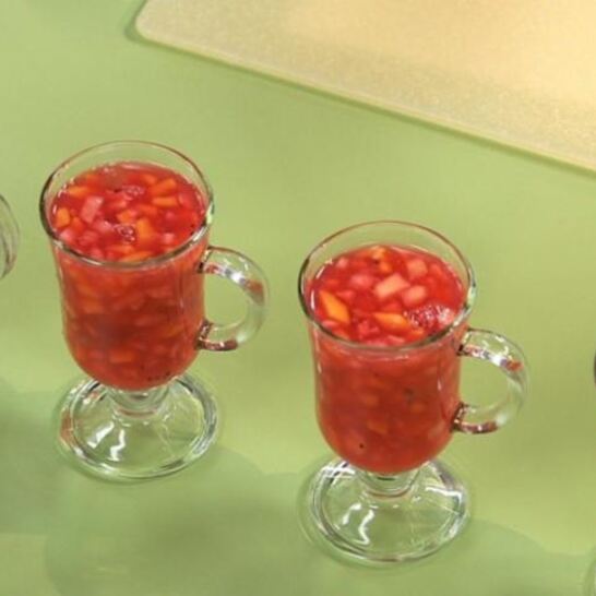 Рецепт киселя из клюквы с тропическими фруктами