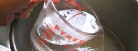 коктейль с клубникой и базиликом. Шаг 3