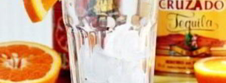 коктейль текила-санрайз. Шаг 3