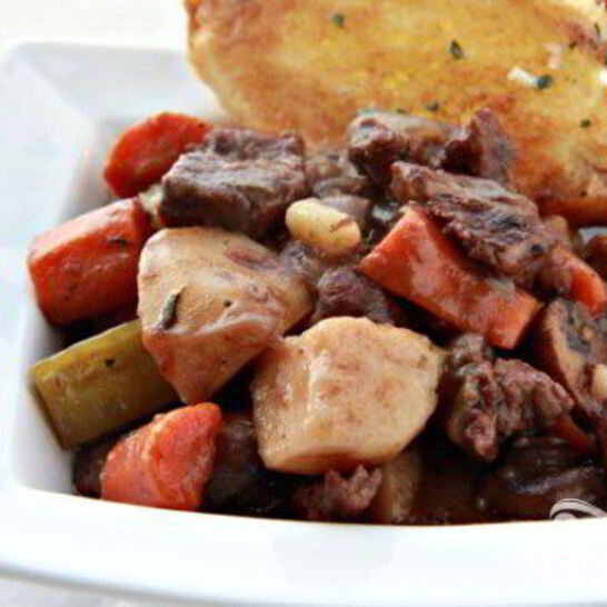 Рецепт говядины с вином и овощами