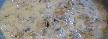 грибное соте с вином и горгонзолой. Шаг 7