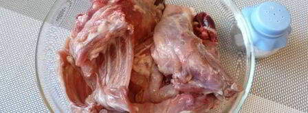 кролик с вином и пряными травами в духовке. Шаг 5