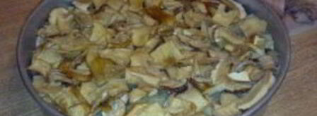 линь, тушеный с вином и шампиньонами. Шаг 9