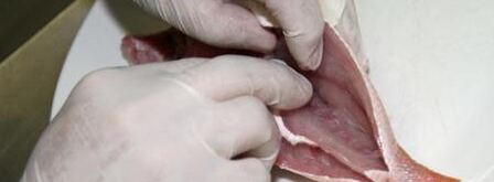 морская рыба фламбе с виски и грушей. Шаг 4