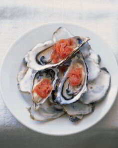 Коктейль bloody mary с устрицами