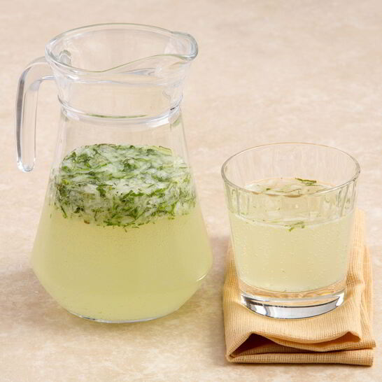 Рецепт огуречного лимонада с лаймом и яблоком