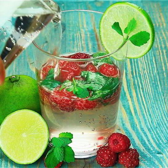 Рецепт малинового мохито
