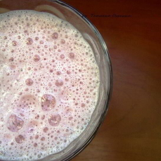 Рецепт клубничного молочного коктейля с мятой — милкшейка