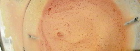 клубничный молочный коктейль с мятой — милкшейк. Шаг 3