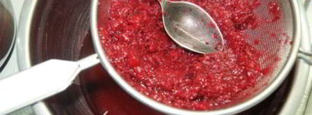 клюковка — клюквенная наливка. Шаг 4