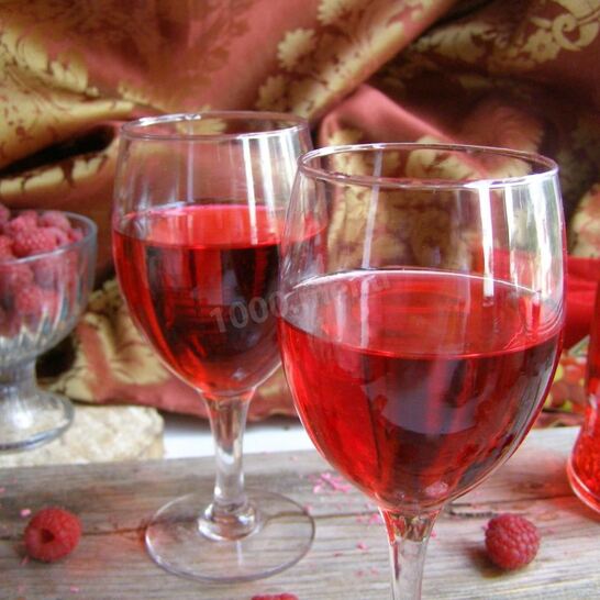 Рецепт малиновой наливки из малины