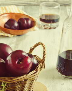 Наливка из алычи