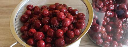 вишневая наливка на водке. Шаг 9