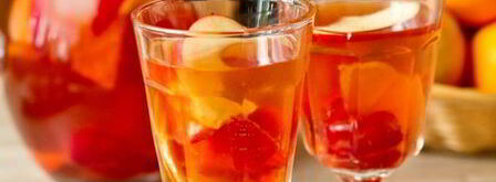 розовая сангрия с клубникой и ванилью. Шаг 8