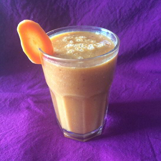 Рецепт смузей из ананаса и инжира