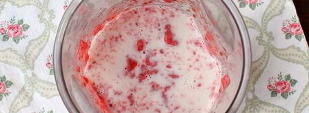 смузи с малиной и бананом. Шаг 5