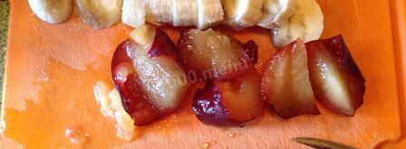 смузи со сливами и бананом сладкая парочка. Шаг 3