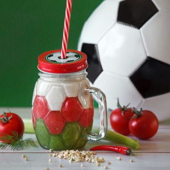 Рецепт томатного сока с зеленой гречкой, сельдереем и сметаной