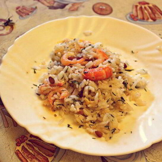 Рецепт греческого салата из креветок с рисом