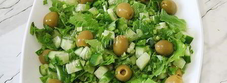 салат зеленый греческий с брынзой. Шаг 7