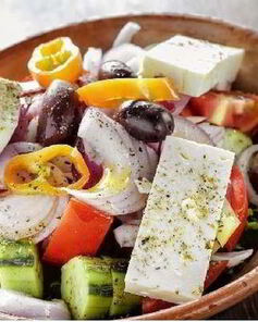 Сочный греческий салат