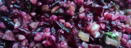 теплый салат с гречкой, свеклой и грибами. Шаг 6