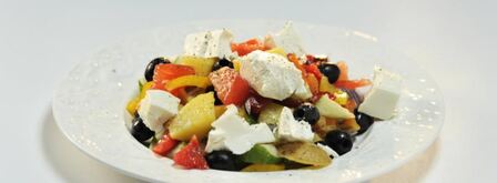 картофельный салат с фетой и оливками. Шаг 5