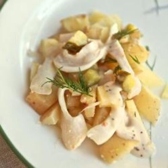 Рецепт картофельного салата с кальмарами