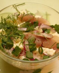 Картофельный салат с селедкой