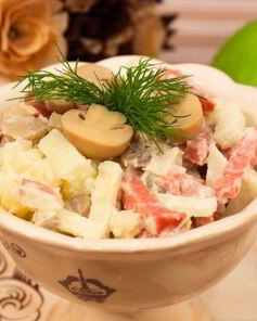 Салат из картофеля и грибов